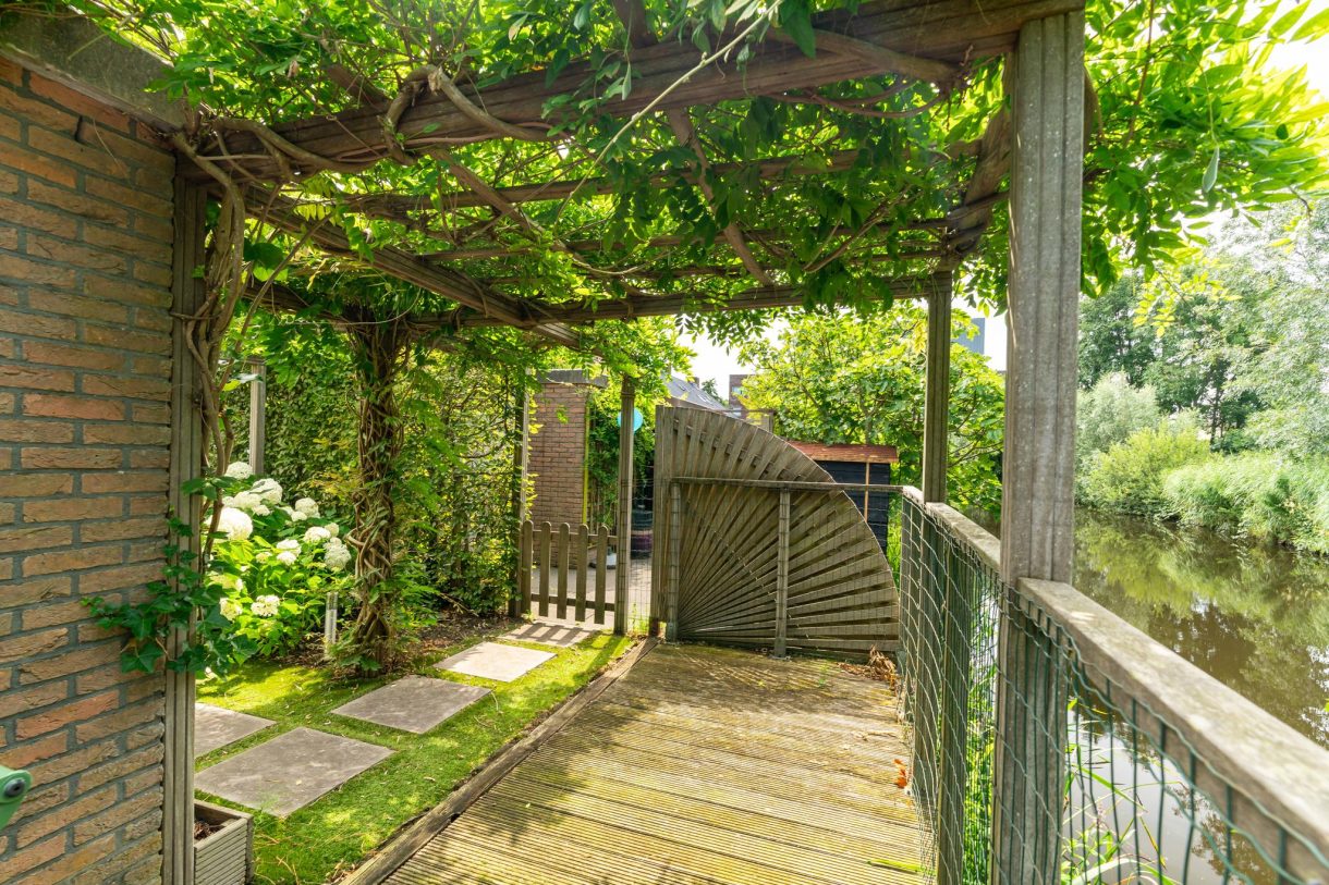 Te huur: Foto Woonhuis aan de IJsvogellaan 23 in Leidschendam