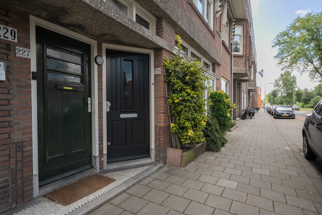 Te koop: Foto Appartement aan de Van Boetzelaerlaan 227 in 's-Gravenhage
