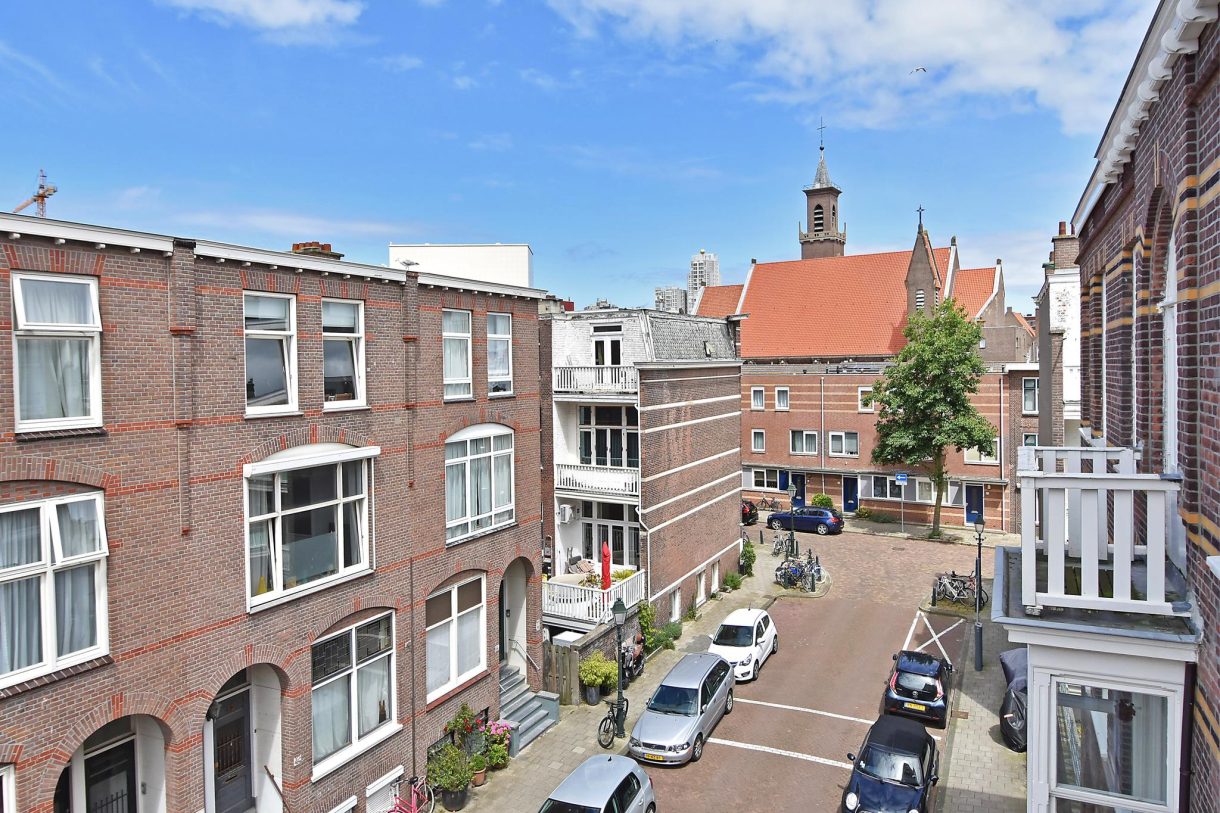 Te koop: Foto Appartement aan de Katwijkstraat 133 in 's-Gravenhage