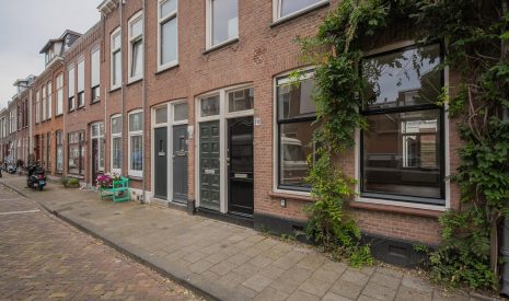 koop  's-Gravenhage  Jan van Houtstraat 70 – Hoofdfoto