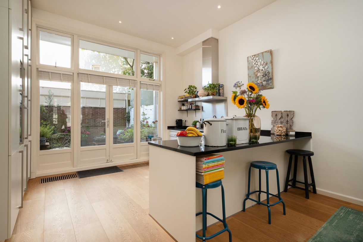 Te koop: Foto Appartement aan de Van Boetzelaerlaan 135 in 's-Gravenhage