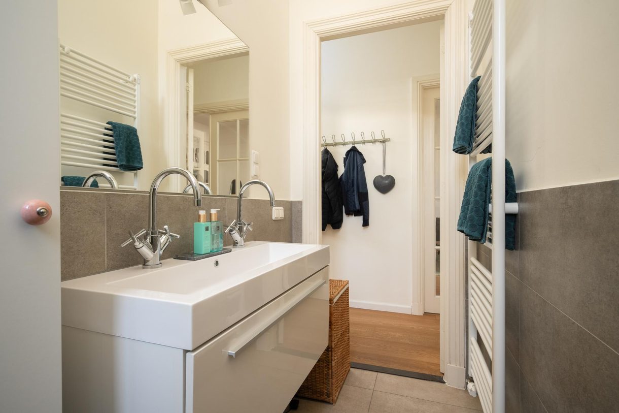 Te koop: Foto Appartement aan de Van Boetzelaerlaan 135 in 's-Gravenhage