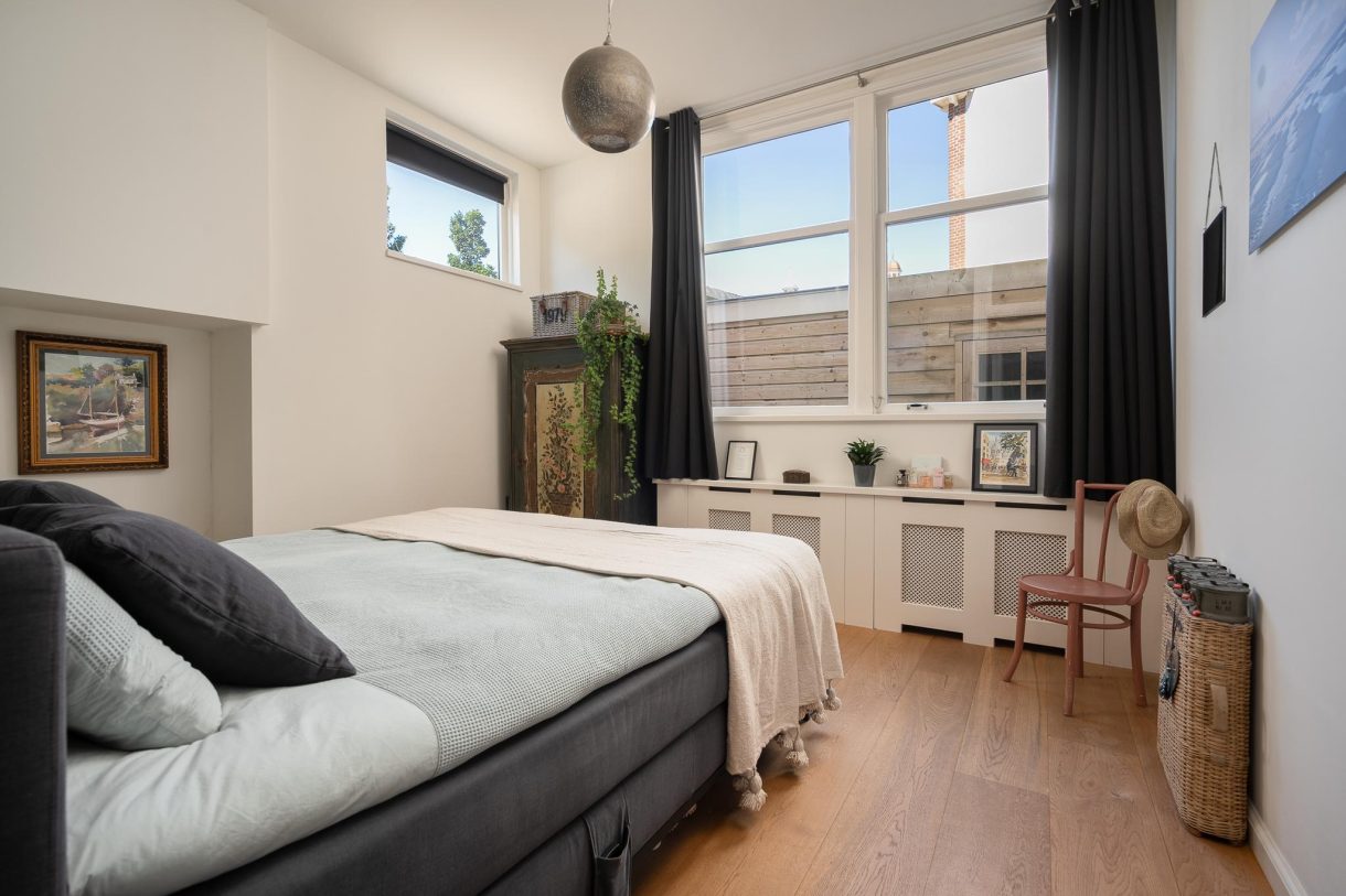 Te koop: Foto Appartement aan de Van Boetzelaerlaan 135 in 's-Gravenhage