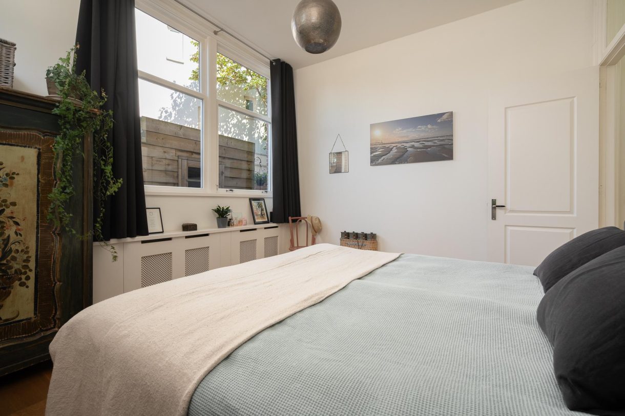 Te koop: Foto Appartement aan de Van Boetzelaerlaan 135 in 's-Gravenhage