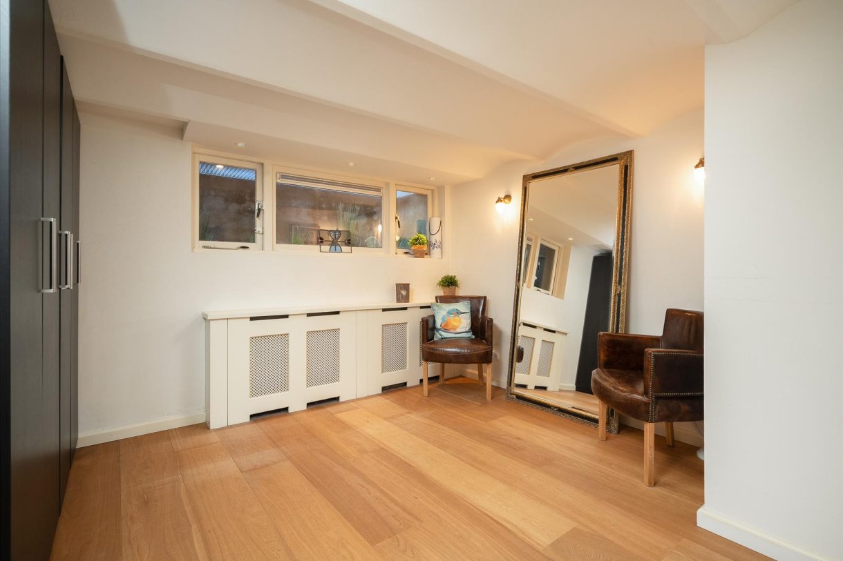 Te koop: Foto Appartement aan de Van Boetzelaerlaan 135 in 's-Gravenhage