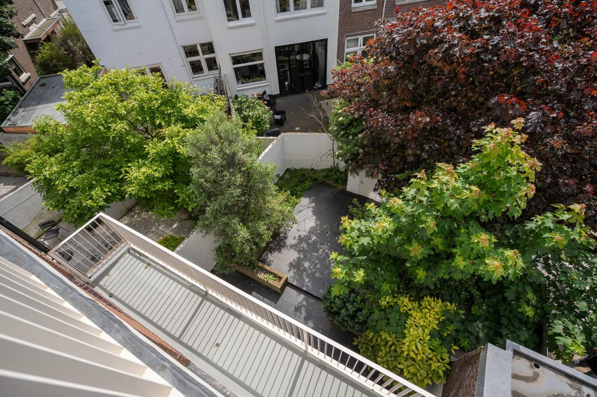 Te huur: Foto Woonhuis aan de Gevers Deynootweg 143 in 's-Gravenhage