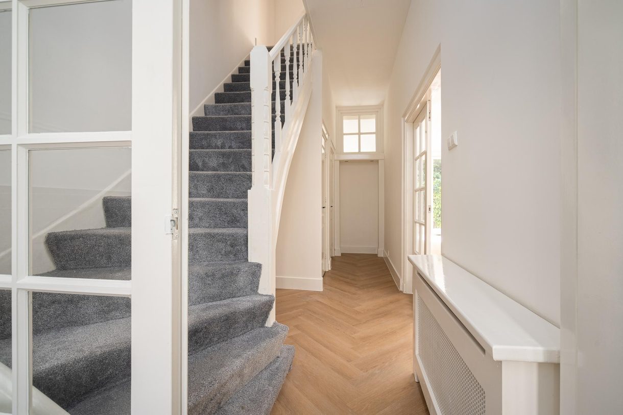 Te huur: Foto Woonhuis aan de Gevers Deynootweg 143 in 's-Gravenhage