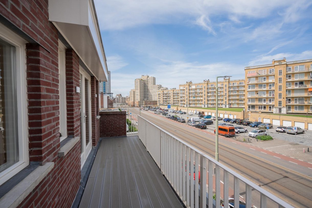 Te huur: Foto Woonhuis aan de Gevers Deynootweg 143 in 's-Gravenhage