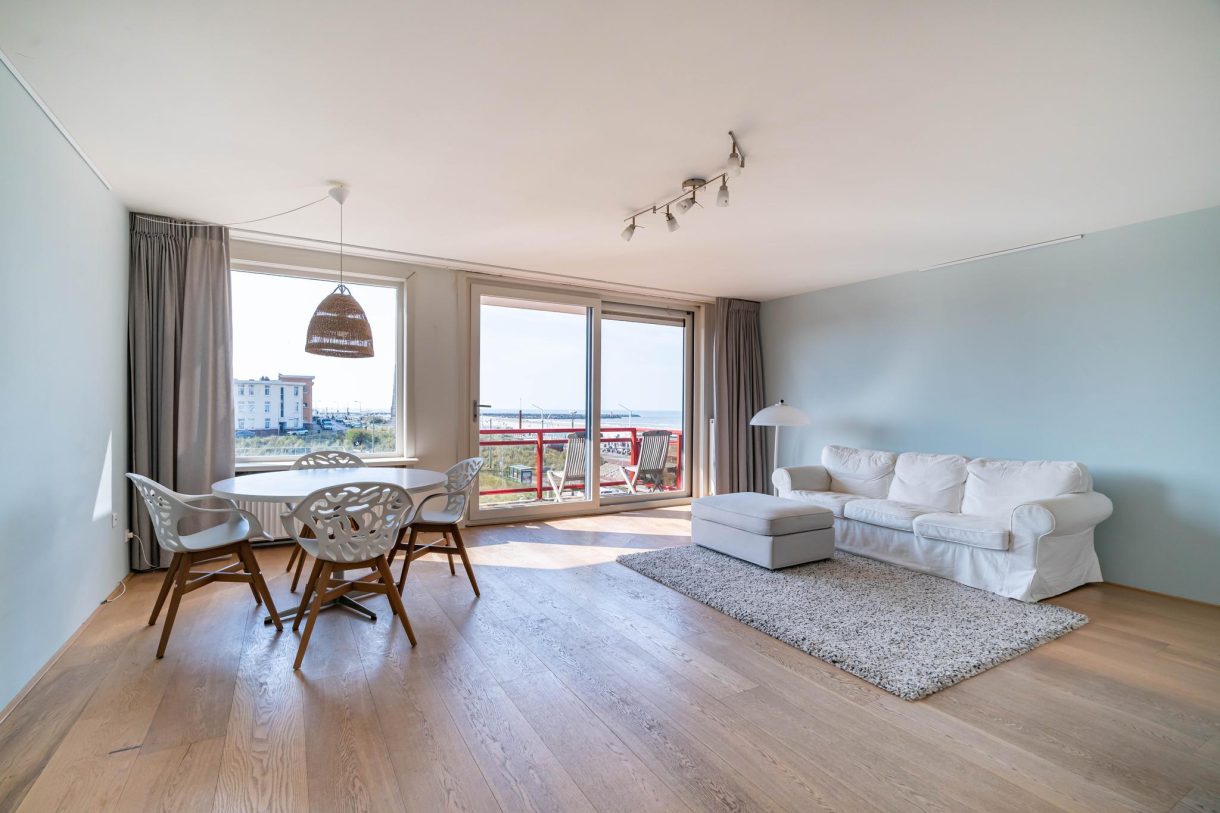 Te koop: Foto Appartement aan de Zeeruststraat 100 in 's-Gravenhage