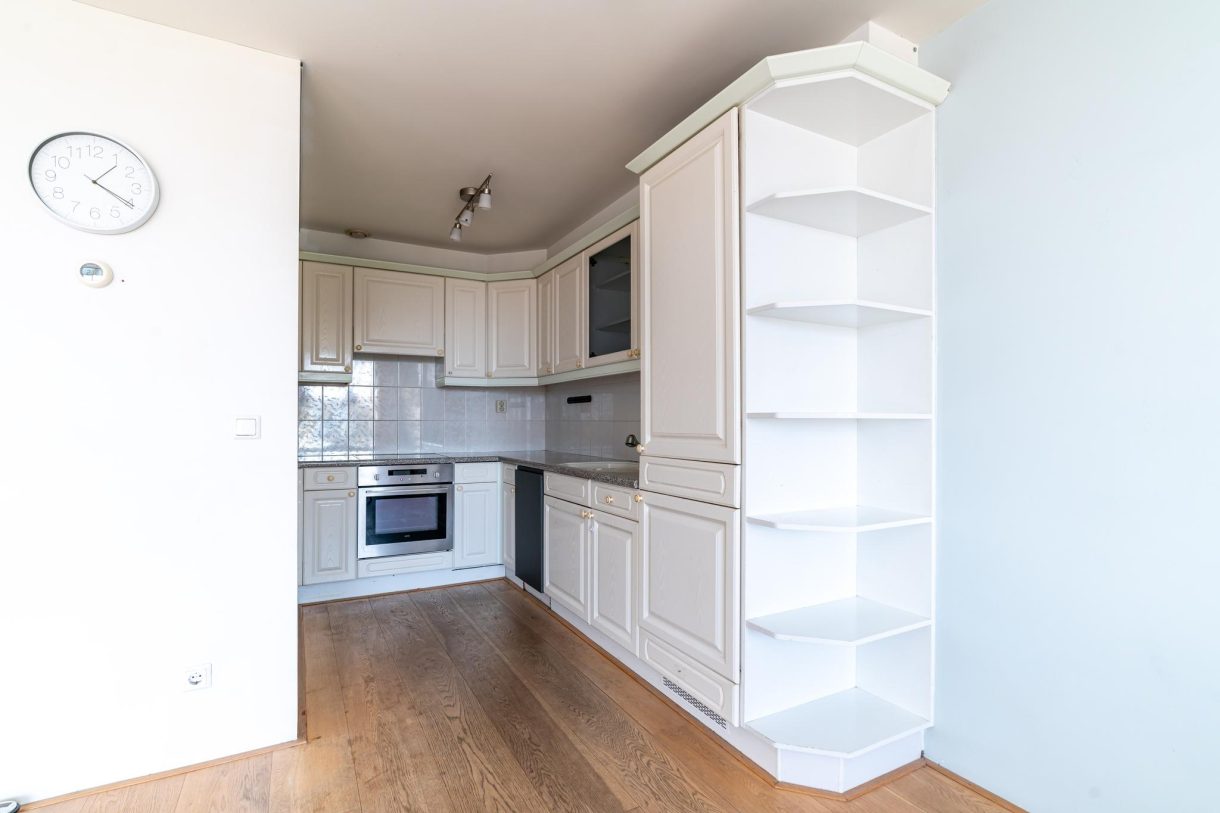 Te koop: Foto Appartement aan de Zeeruststraat 100 in 's-Gravenhage