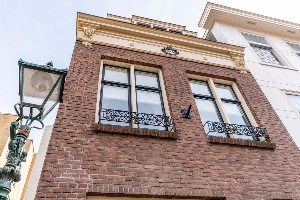 Te huur: Foto Woonhuis aan de Casuariestraat 55 in 's-Gravenhage