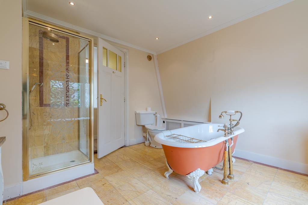 Te huur: Foto Woonhuis aan de Casuariestraat 55 in 's-Gravenhage