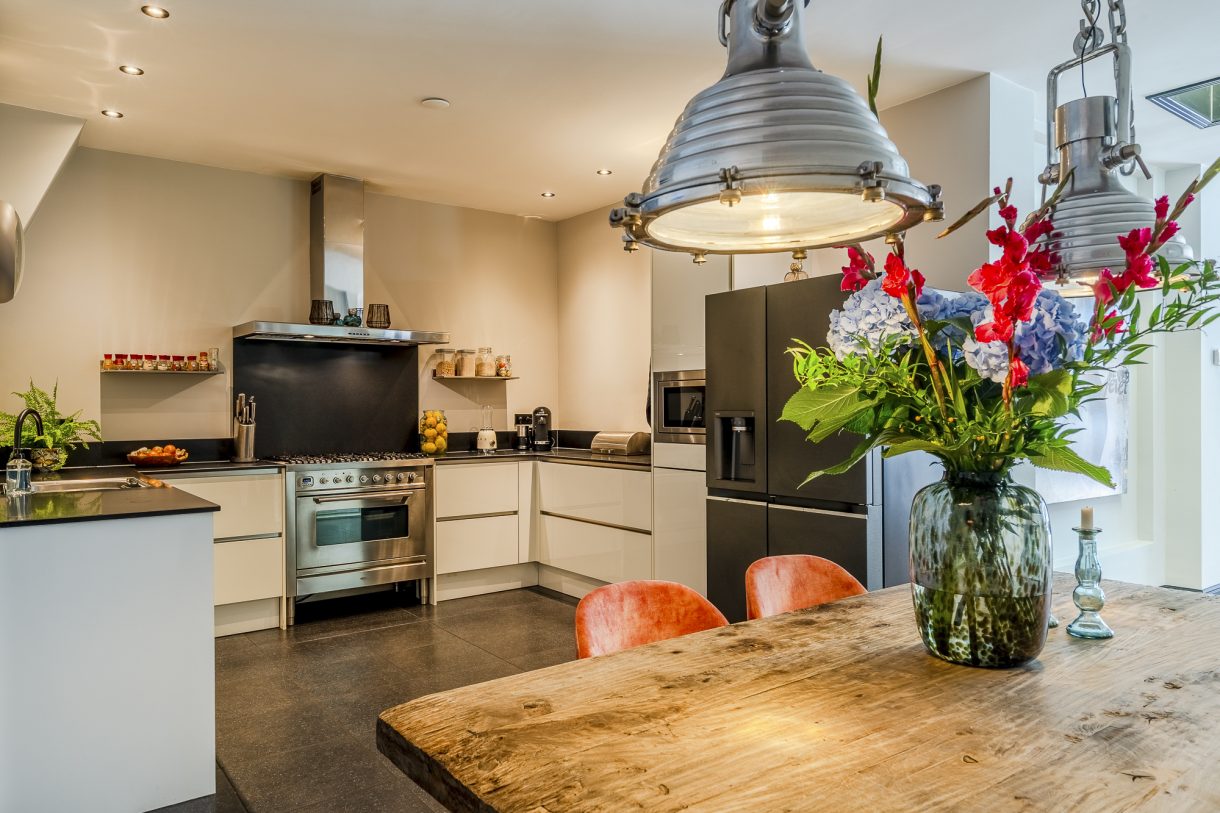 Te koop: Foto Appartement aan de Van Loostraat 128 in 's-Gravenhage