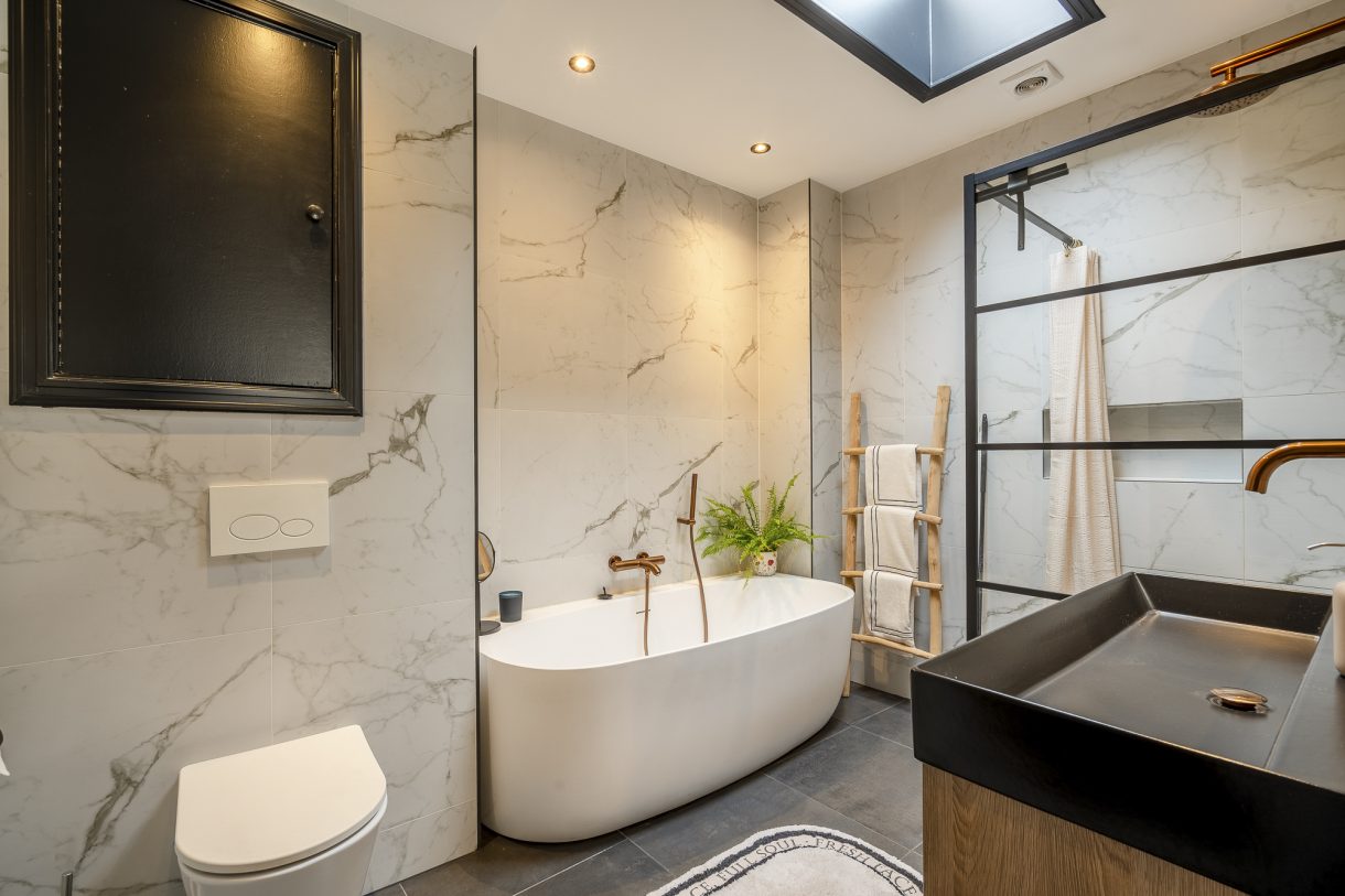 Te koop: Foto Appartement aan de Van Loostraat 128 in 's-Gravenhage