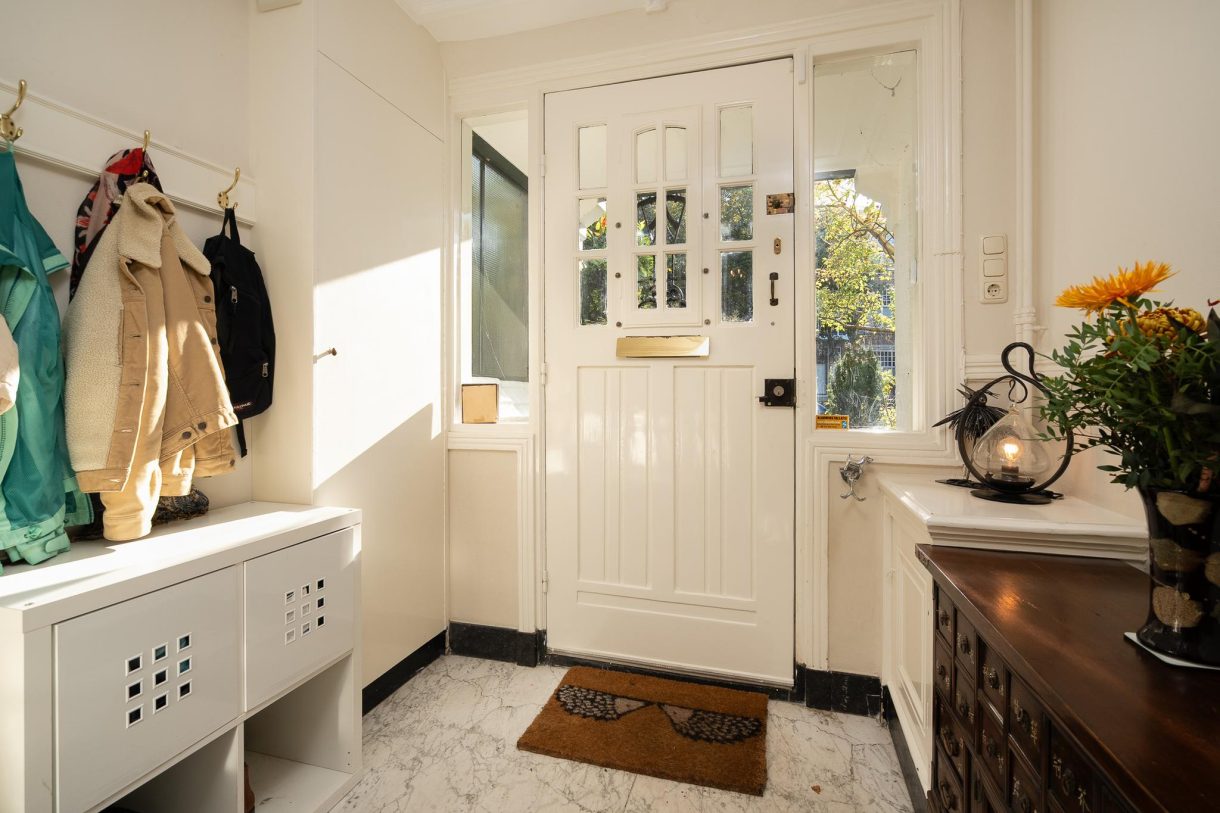 Te huur: Foto Woonhuis aan de Frederik Hendriklaan 13 in 's-Gravenhage