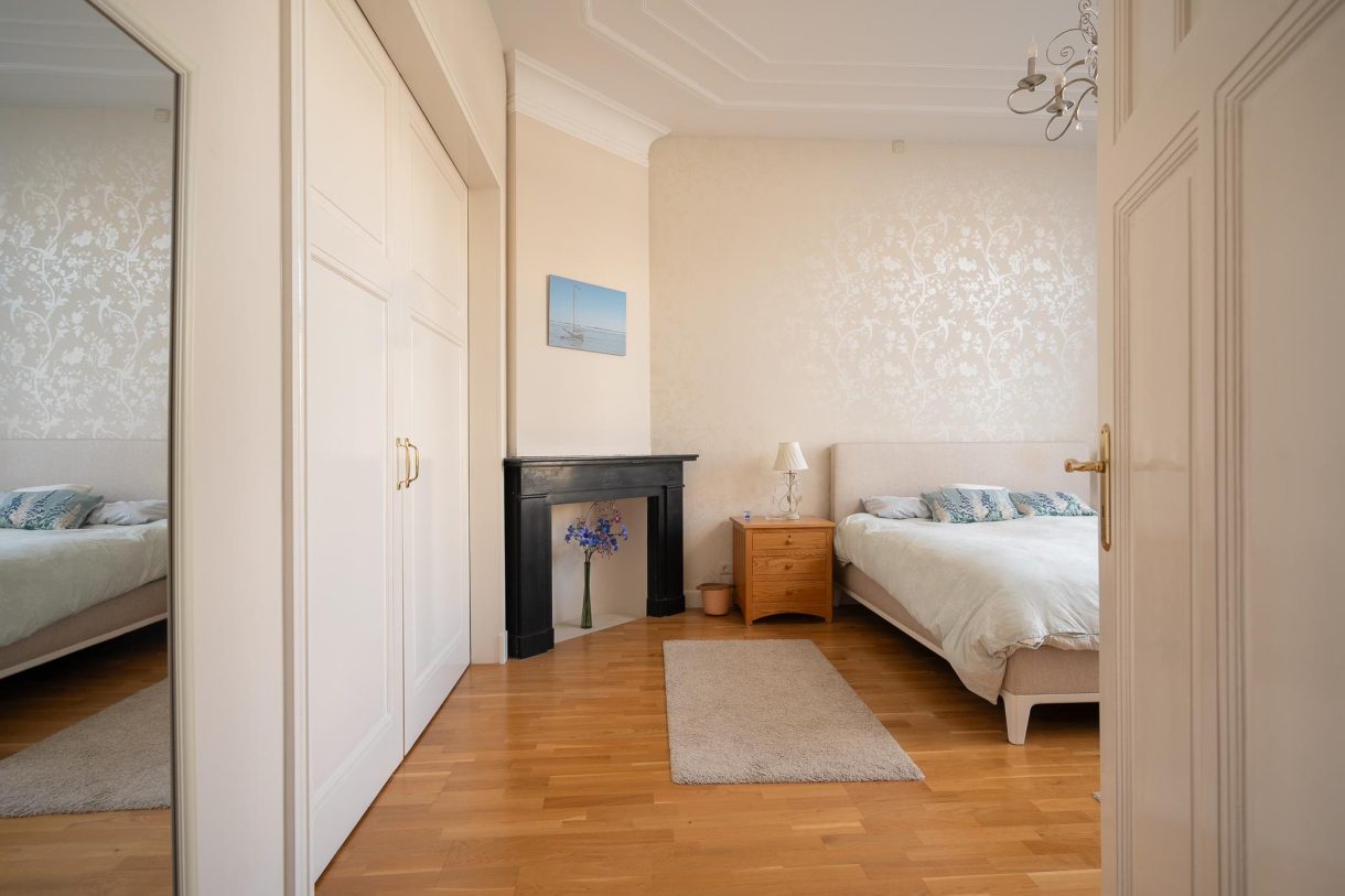 Te huur: Foto Woonhuis aan de Frederik Hendriklaan 13 in 's-Gravenhage