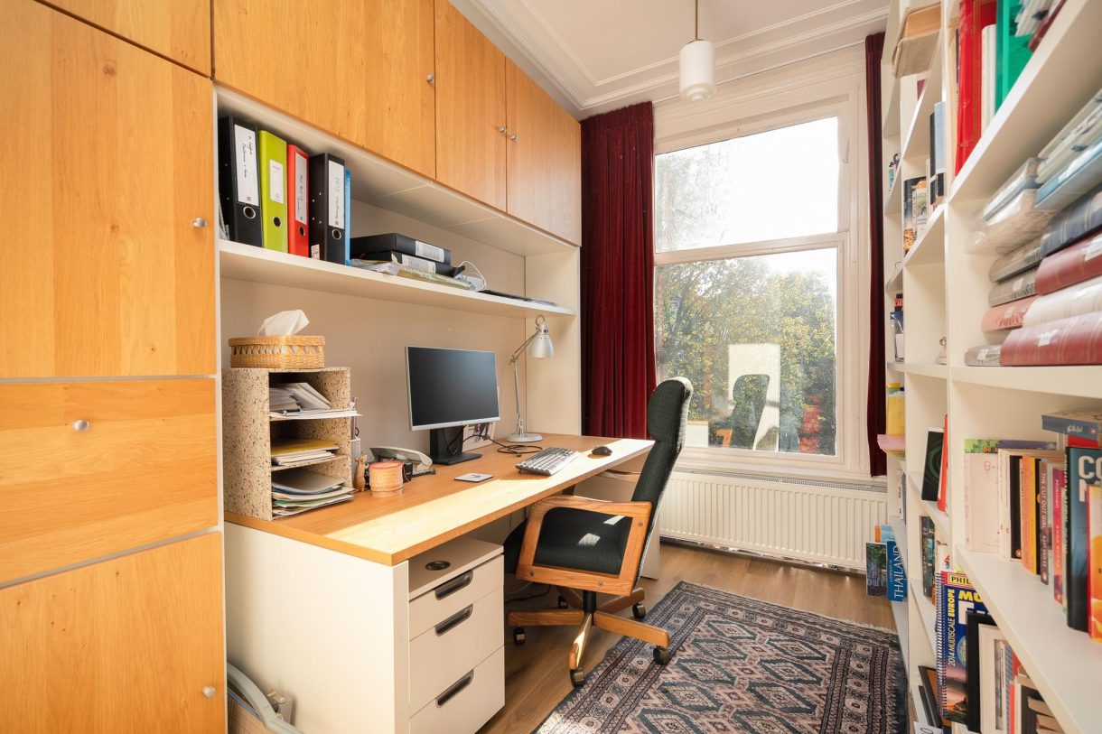 Te huur: Foto Woonhuis aan de Frederik Hendriklaan 13 in 's-Gravenhage