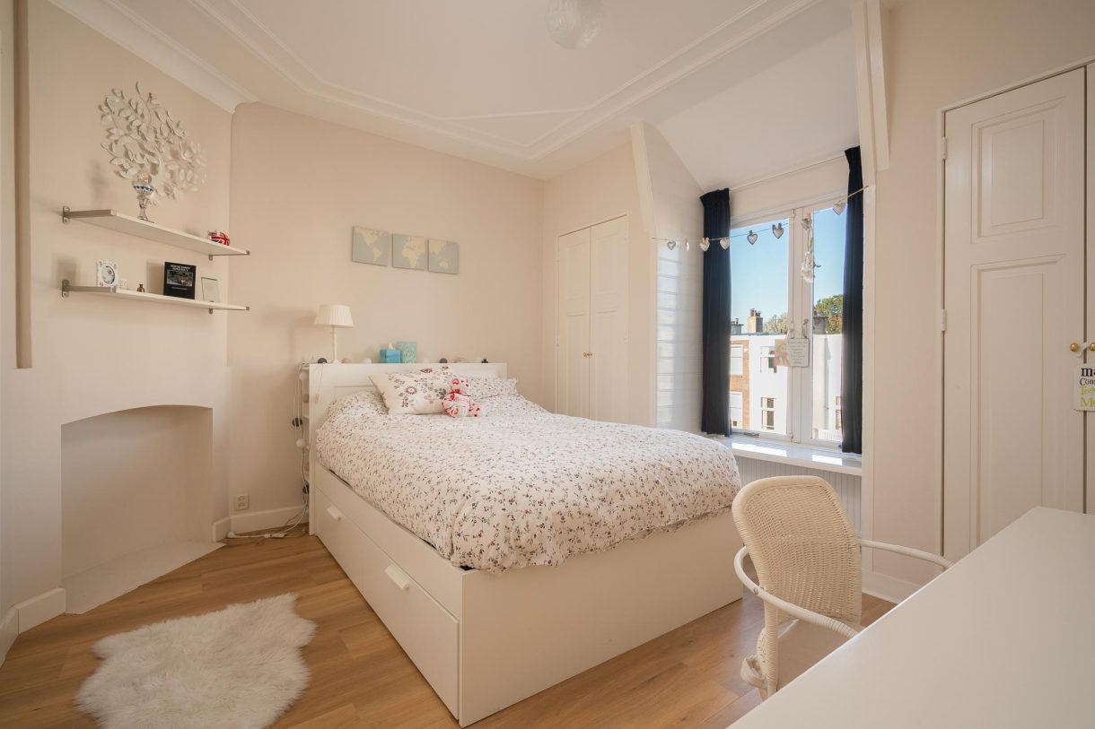 Te huur: Foto Woonhuis aan de Frederik Hendriklaan 13 in 's-Gravenhage