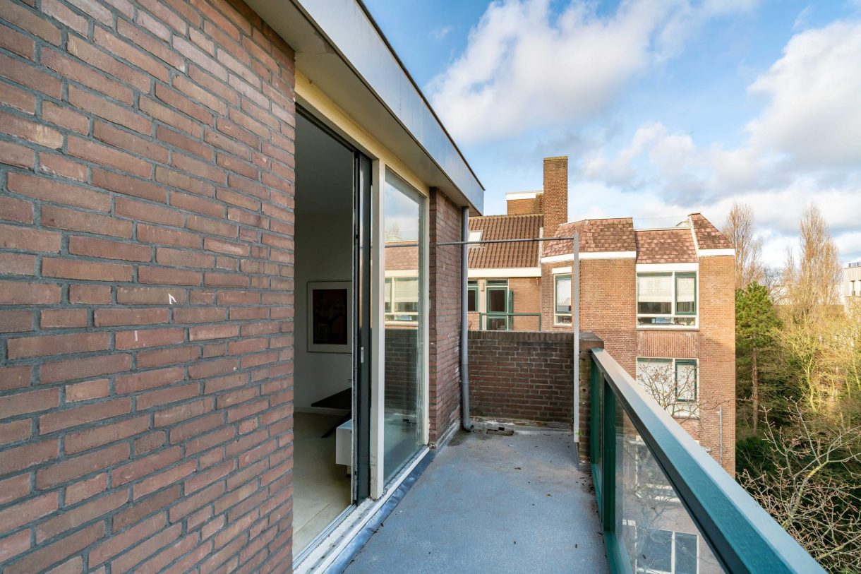 Te koop: Foto Appartement aan de Johan van Oldenbarneveltlaan 23H in 's-Gravenhage