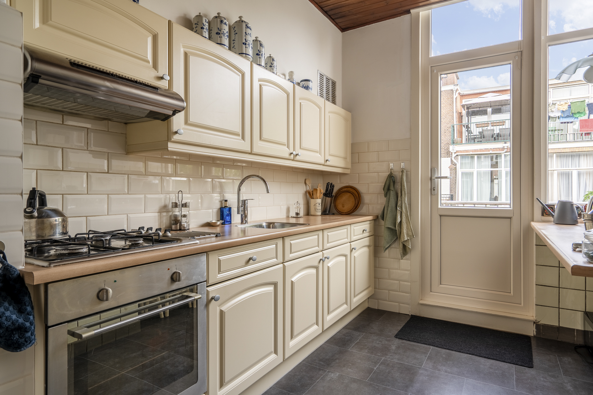 Te koop: Foto Appartement aan de Blois van Treslongstraat 27 in 's-Gravenhage