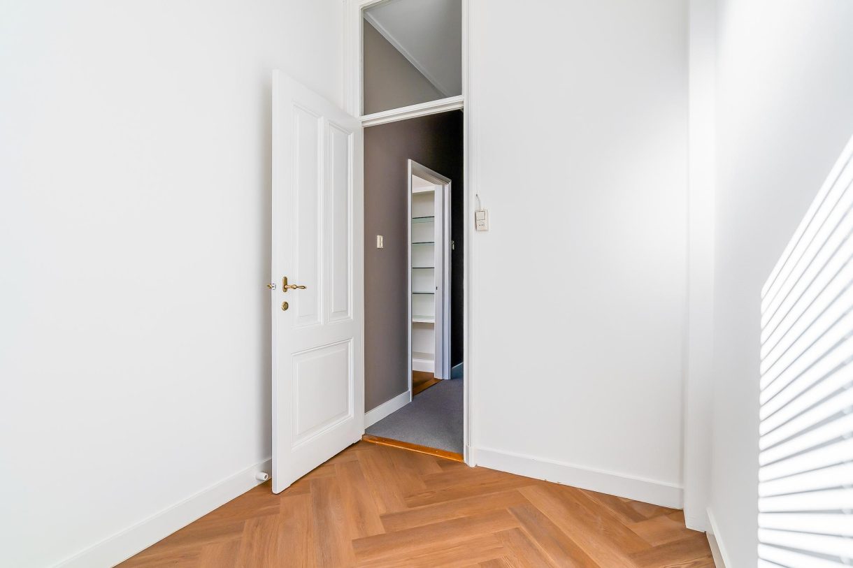 Te huur: Foto Appartement aan de Van Slingelandtstraat 125 in 's-Gravenhage