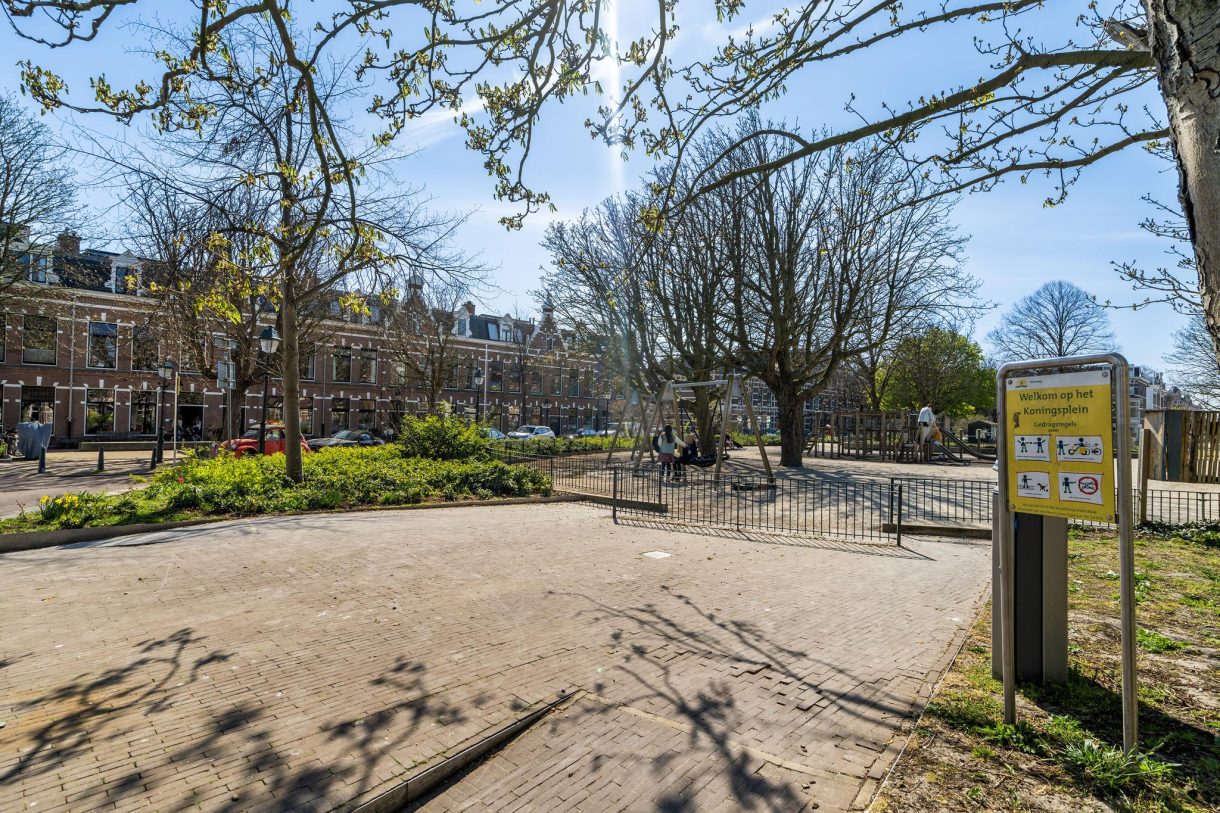 Te koop: Foto Appartement aan de Koningsplein 4 in 's-Gravenhage
