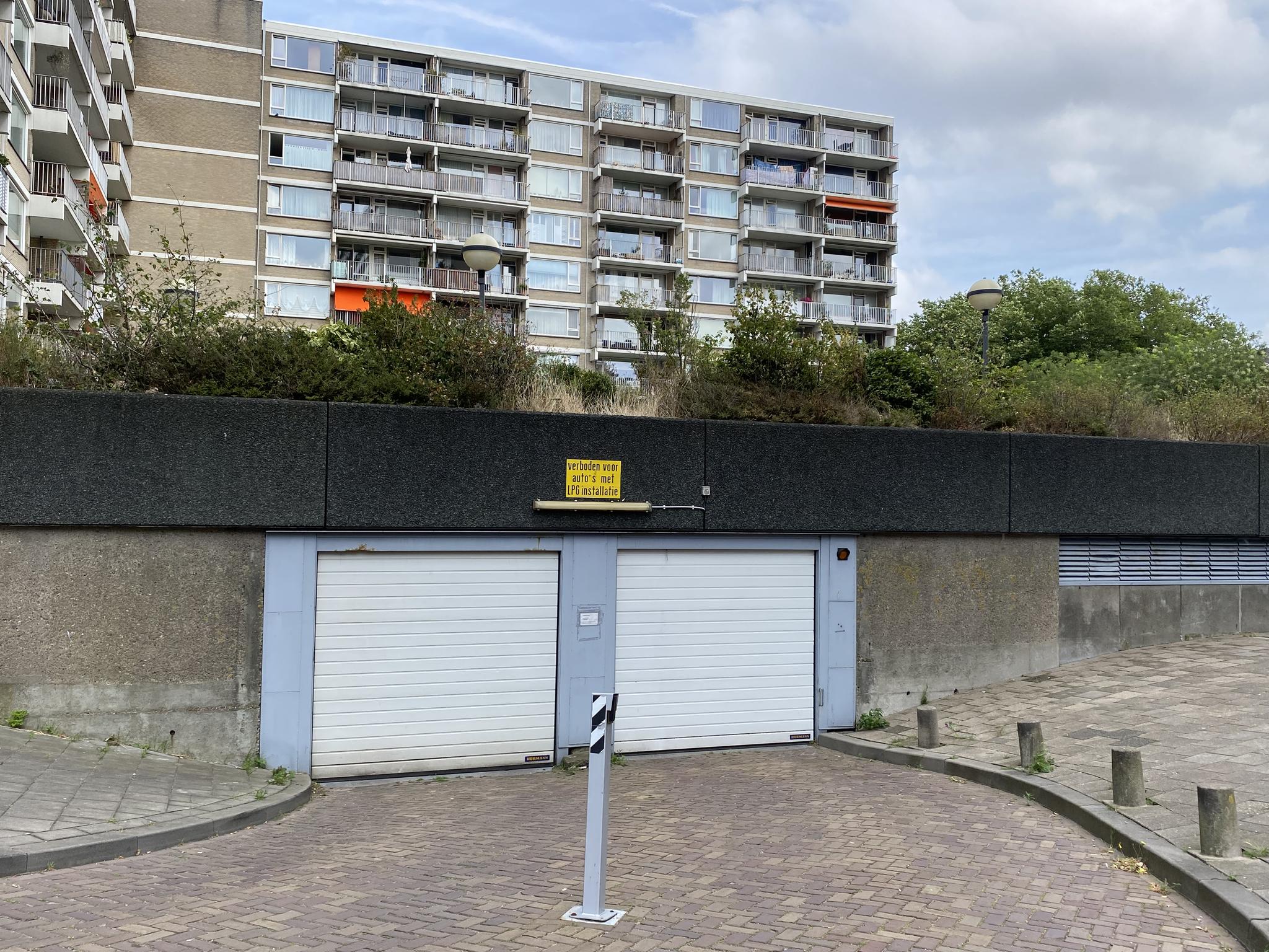 koop  's-Gravenhage  Sirtemastraat ong – Hoofdfoto