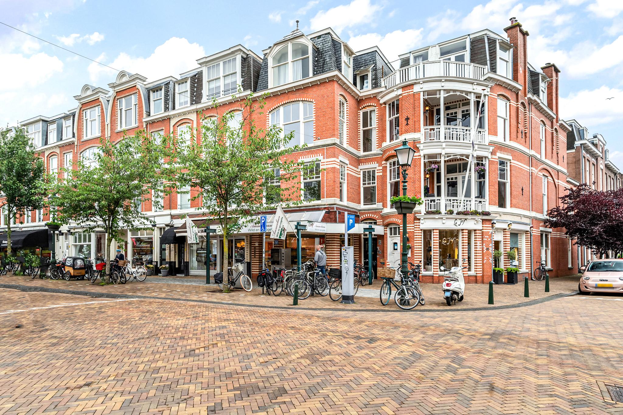 koop  's-Gravenhage  Aert van der Goesstraat 28 – Hoofdfoto