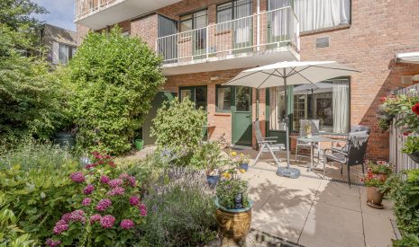 koop  's-Gravenhage  Van Bleiswijkstraat 106 – Hoofdfoto
