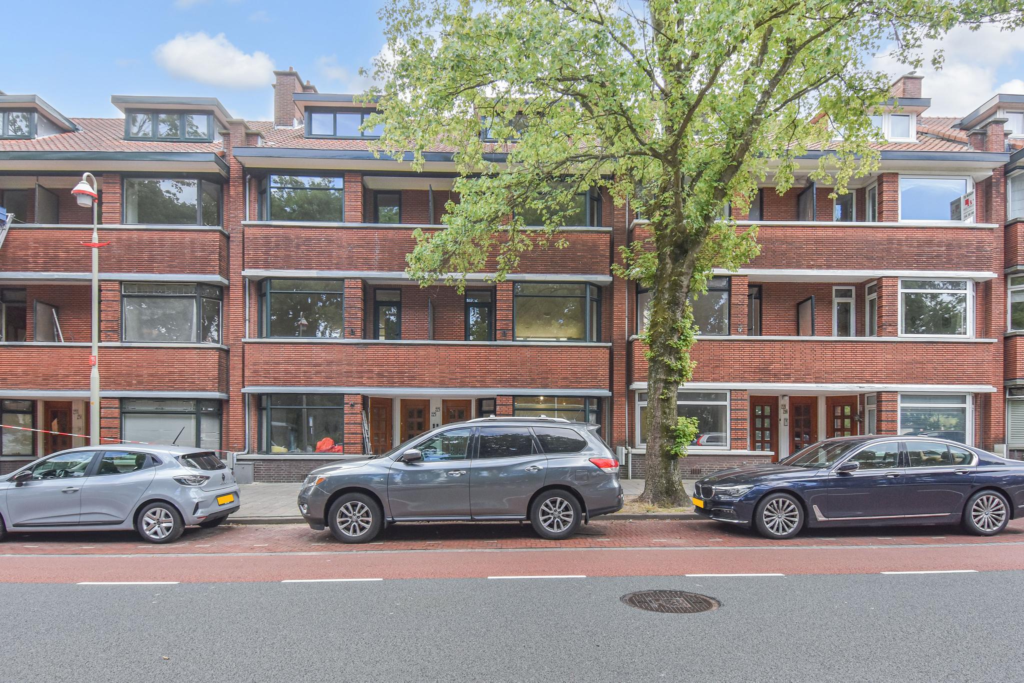 koop  's-Gravenhage  Waalsdorperweg 225 – Foto