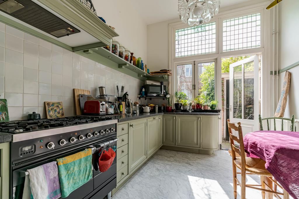 Te koop of huur: Foto Woonhuis aan de Frankenstraat 6 in 's-Gravenhage