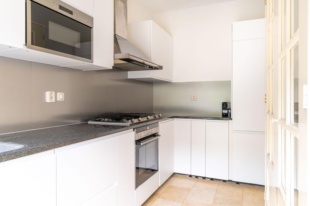 Te koop of huur: Foto Woonhuis aan de Van Hoornbeekstraat 8A in 's-Gravenhage