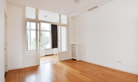 Te koop: Foto Appartement aan de Laan van Nieuw-Oost-Indie 44 in 's-Gravenhage