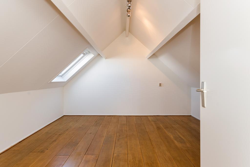 Te huur: Foto Woonhuis aan de Groenewegje 106 in 's-Gravenhage