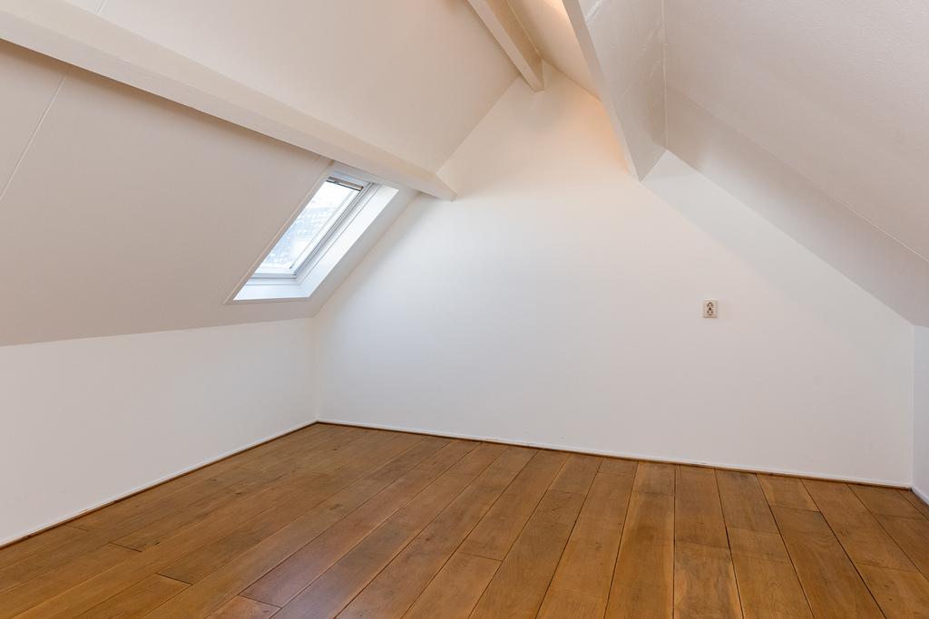 Te huur: Foto Woonhuis aan de Groenewegje 106 in 's-Gravenhage