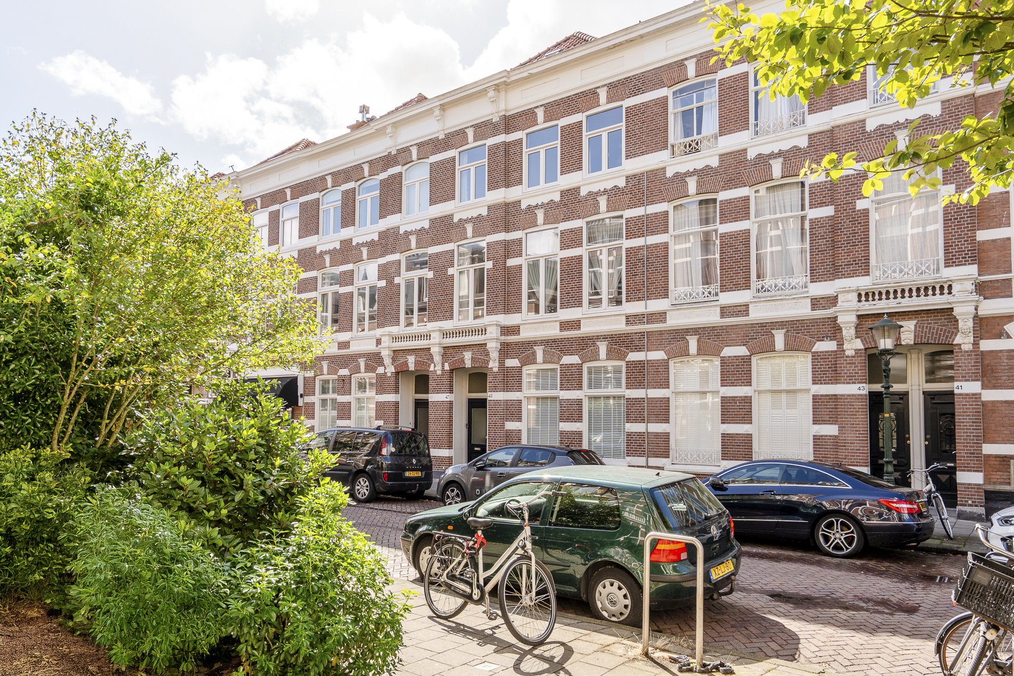 koop  's-Gravenhage  Adelheidstraat 47 – Foto 2